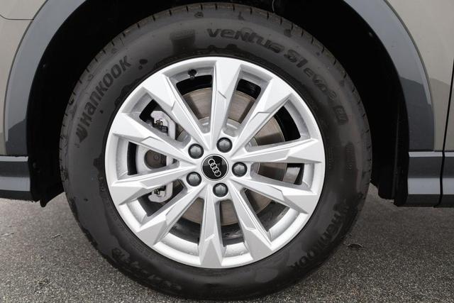 Audi Q3 Sportback 40 TDI quattro S line qu S-LINE, AHK, Optik schwarz, Navi, Kamera, el. Klappe 