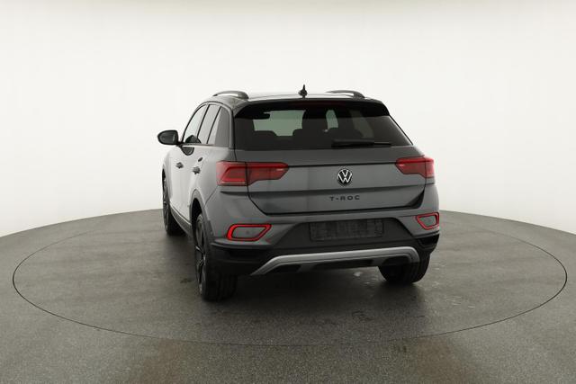 Volkswagen T-Roc Style 1.5 TSI DSG Black Style, AHK, IQ.Light, 19-Zoll, easyOpen, Navi 