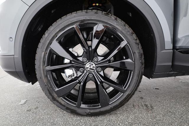 Volkswagen T-Roc Style 1.5 TSI DSG Black Style, AHK, IQ.Light, 19-Zoll, easyOpen, Navi 