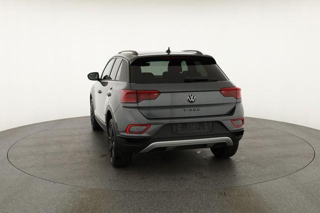 Volkswagen T-Roc Style 1.5 TSI DSG Black Style, AHK, IQ.Light, 19-Zoll, easyOpen, Navi 
