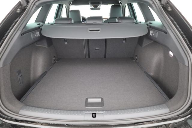 Cupra Leon Sportstourer 1.5 eTSI 110 kW ST DSG, Matrix, Navi, Side, Kamera, el. Klappe, 5-J Garantie 