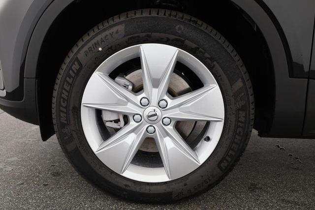 Volvo XC40 Core 2WD B3 Mild-Hybrid Core, Navi, LED, Winter, Kamera, el. Klappe 