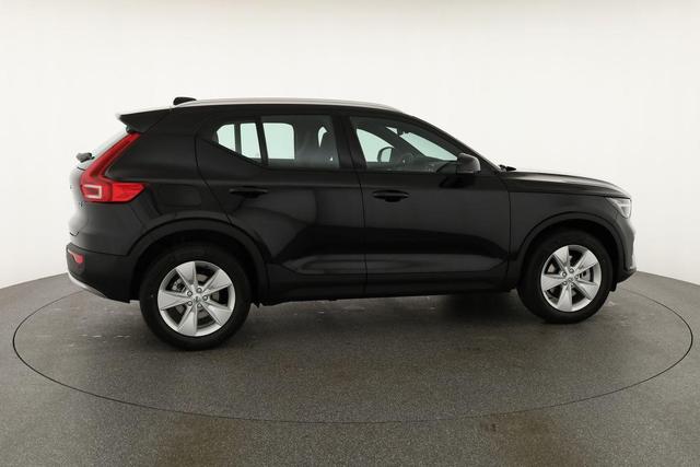 Volvo XC40 Core 2WD B3 Mild-Hybrid Core, Navi, LED, Winter, Kamera, el. Klappe 