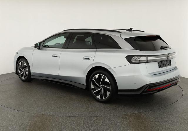 Volkswagen ID.7 Kombi Pro 210 kW Tourer Pro, HuD, IQ.Light, AreaView, easyOpen, NaviPro Max 
