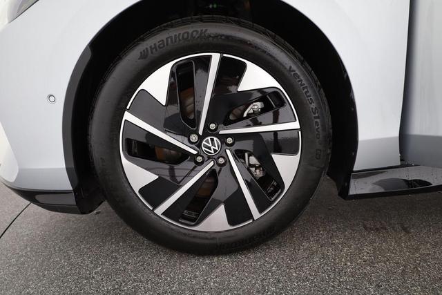 Volkswagen ID.7 Kombi Pro 210 kW Tourer Pro, HuD, IQ.Light, AreaView, easyOpen, NaviPro Max 