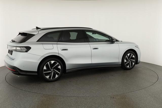 Volkswagen ID.7 Kombi Pro 210 kW Tourer Pro, HuD, IQ.Light, AreaView, easyOpen, NaviPro Max 