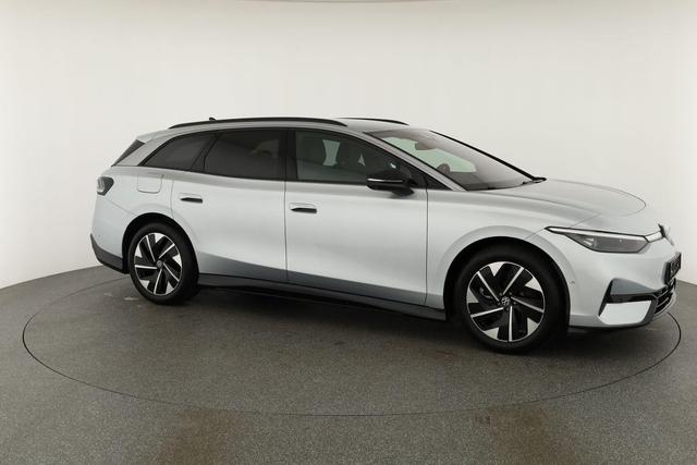 Volkswagen ID.7 Kombi Pro 210 kW Tourer Pro, HuD, IQ.Light, AreaView, easyOpen, NaviPro Max 