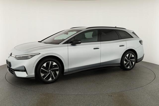 Volkswagen ID.7 Kombi Pro 210 kW Tourer Pro, HuD, IQ.Light, AreaView, easyOpen, NaviPro Max 