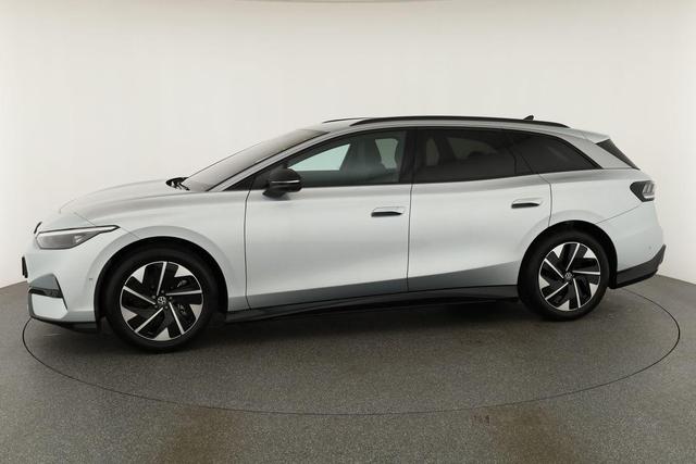 Volkswagen ID.7 Kombi Pro 210 kW Tourer Pro, HuD, IQ.Light, AreaView, easyOpen, NaviPro Max 