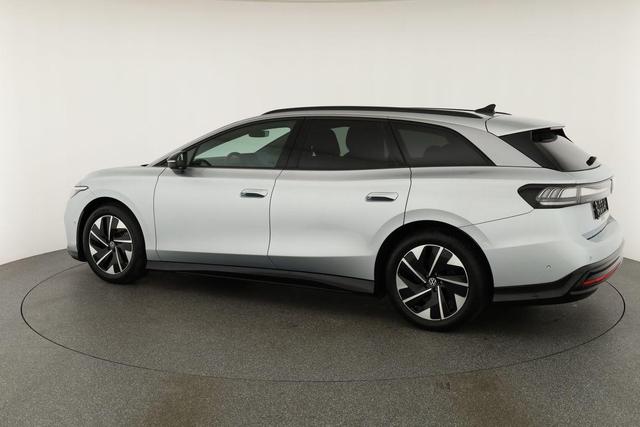 Volkswagen ID.7 Kombi Pro 210 kW Tourer Pro, HuD, IQ.Light, AreaView, easyOpen, NaviPro Max 