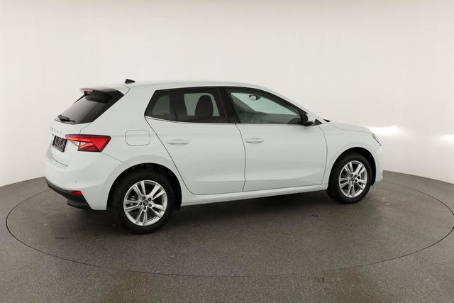 Skoda Fabia Selection 1.5 TSI DSG Selection, AHK, LED, Kamera, 16-Zoll 