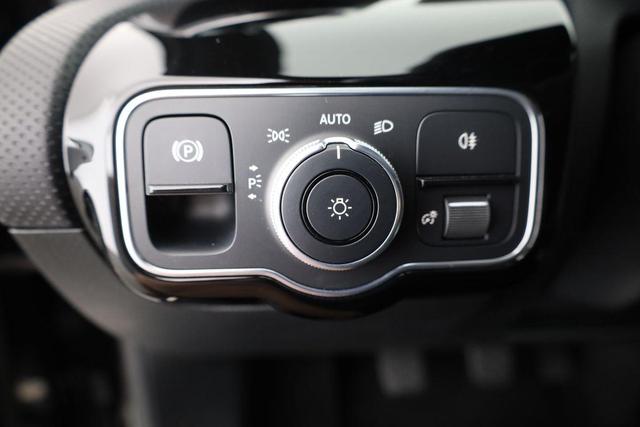 Mercedes-Benz A-Klasse Progressive Line A 180 Line, LED, Navi, Kamera, 18-Zoll 