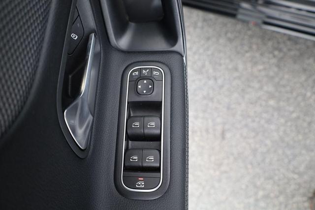 Mercedes-Benz A-Klasse Progressive Line A 180 Line, LED, Navi, Kamera, 18-Zoll 