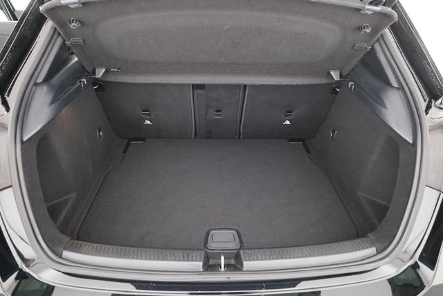 Mercedes-Benz A-Klasse Progressive Line A 180 Line, LED, Navi, Kamera, 18-Zoll 