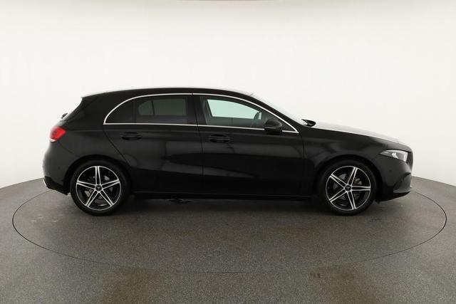 Mercedes-Benz A-Klasse Progressive Line A 180 Line, LED, Navi, Kamera, 18-Zoll 