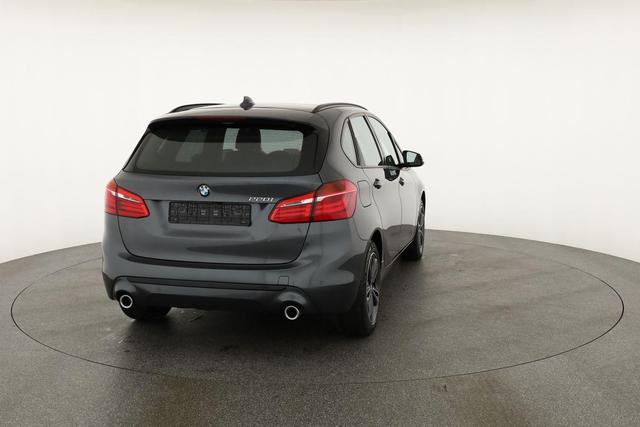 BMW 2er Active Tourer 220 i Sport Line 220i Line, AHK, LED, Navi, Kamera, HeadUp 