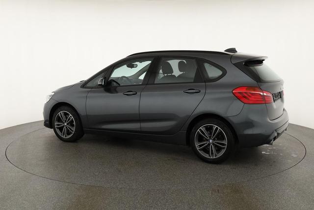 BMW 2er Active Tourer 220 i Sport Line 220i Line, AHK, LED, Navi, Kamera, HeadUp 