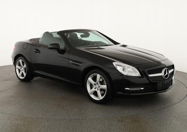 Gebrauchtfahrzeug Mercedes-Benz SLK-Klasse - SLK 200 BlueEfficiency (172.448) Roadster, Leder, Navi, Xenon, 1. Hand, Winter