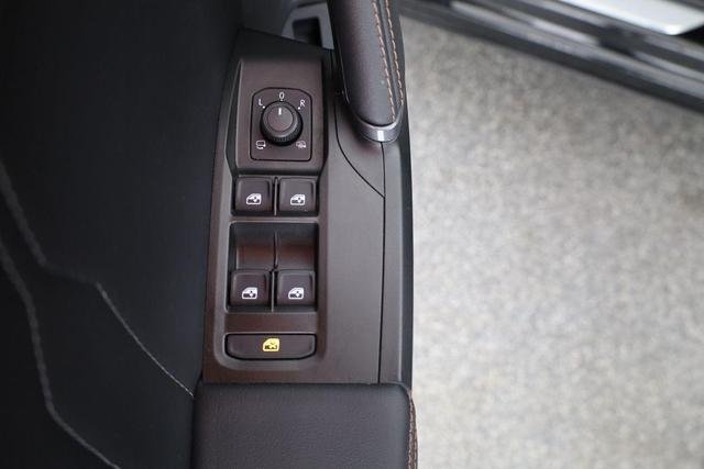 Cupra Formentor VZ 4Drive 2.0 Navi, Kamera, Pano, Side, Winter, el. Klappe 