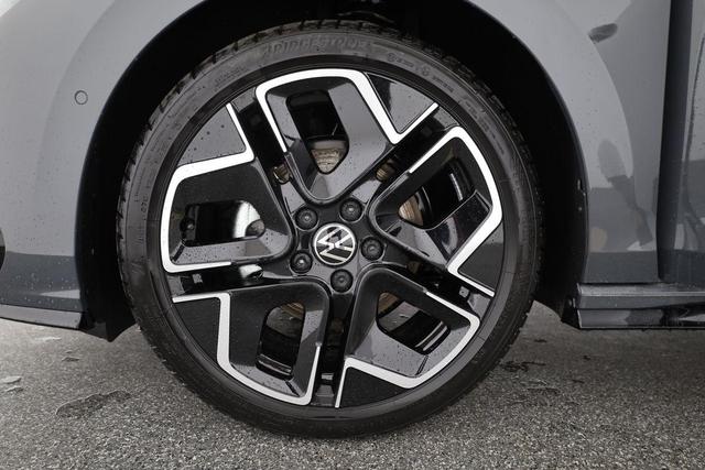 Volkswagen Golf 1.5 eTSI 110 kW R-Line DSG, LED, Navi, Kamera, Parklenk, Winter 