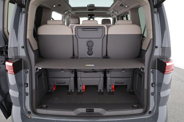 Volkswagen T7 Multivan TDI DSG Edition KÜ, Pano, AHK, IQ.Light, 18-Zoll, el. Türen 