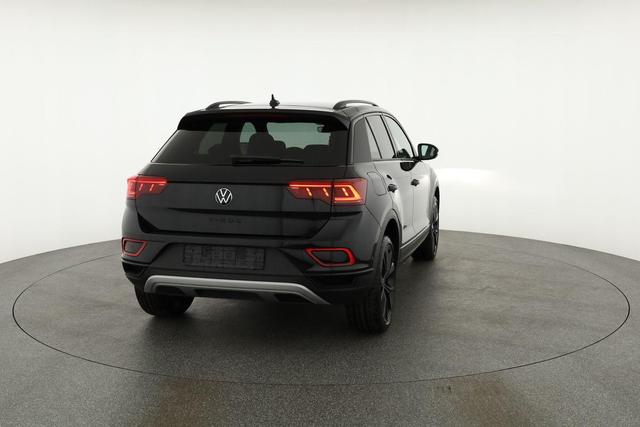 Volkswagen T-Roc Style 1.5 TSI DSG Black Style, AHK, IQ.Light, 19-Zoll, easyOpen, Navi 