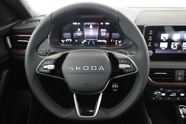 Skoda Kamiq Monte Carlo 1.0 TSI DSG Carlo, Matrix, Kamera, Pano, sofort 