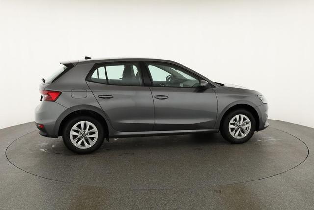 Skoda Fabia Selection 1.0 TSI 130 Jahre, LED, Kamera, Winter, 15-Zoll 