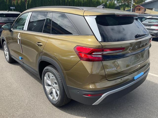 Skoda Kodiaq 1.5 TSI mHEV 110kW Selection DSG Selection, AHK, AreaView, el. Klappe, Navi 