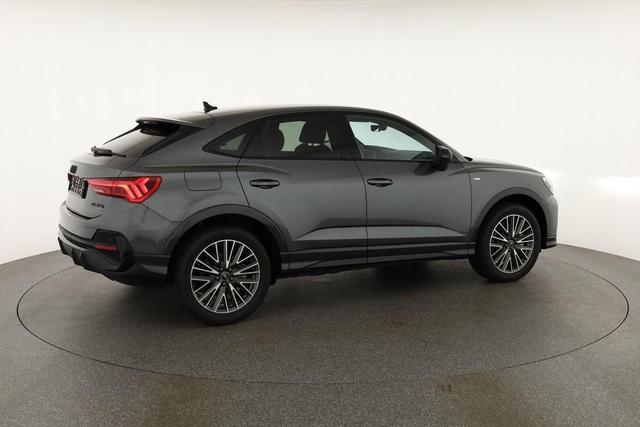 Audi Q3 Sportback 45 TFSI quattro S line qu S-LINE, AHK, 19-Zoll, Optik schwarz, Navi, Kamera, el. Klappe 