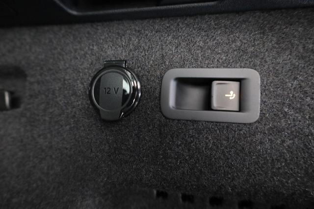 Skoda Kodiaq 1.5 TSI mHEV 110kW Selection DSG Selection, AHK, AreaView, el. Klappe, Navi 
