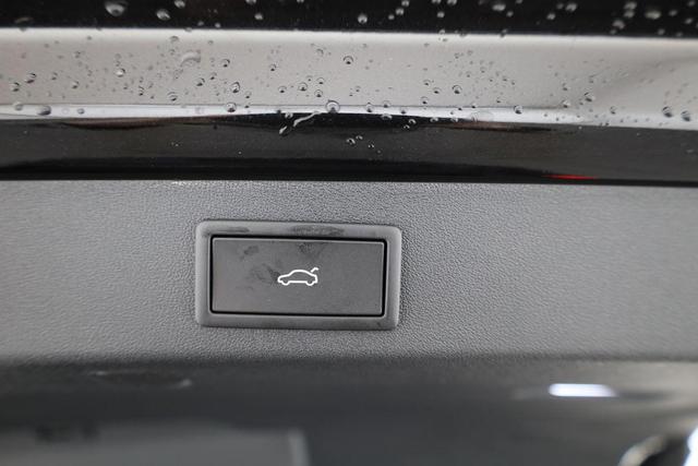Skoda Kodiaq 2.0 TDI 142kW 4x4 Selection DSG Selection, AHK, Navi, Side, el. Klappe, AreaView, ParkAssist 