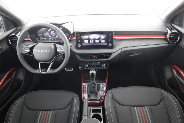 Skoda Fabia Monte Carlo 1.5 TSI DSG Carlo, Kamera, 17-Zoll, SmartLink, Ladeboden, 5-J. Garantie 