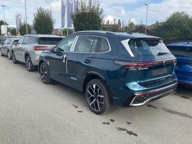 Volkswagen Tiguan 2.0 TSI 195 kW 4Motion R-Line DSG 4M R-LINE, AHK, AreaView, 20-Zoll, Navi 