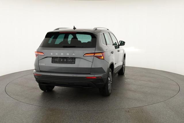Skoda Karoq Selection 1.5 TSI Selection, AHK, Kamera, Winter, 5-J Garantie 