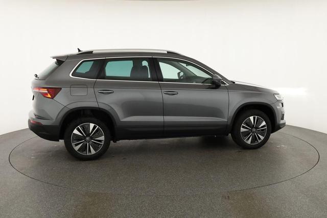 Skoda Karoq Selection 1.5 TSI Selection, AHK, Kamera, Winter, 5-J Garantie 