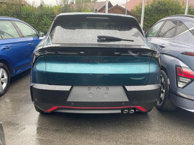 Alfa Romeo Junior Ibrida 1.2 VGT 48V-Hybrid (100kW) Speciale Speciale, 18-Zoll, Kamera, el. Klappe, Sitzheizung 