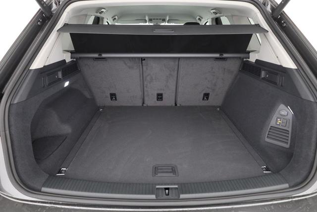 Volkswagen Touareg 3.0 TDI 170 kW 4Motion V6 TDI, AHK, Navi, Kamera, ACC 