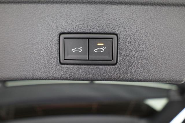 Volkswagen Touareg 3.0 TDI 170 kW 4Motion V6 TDI, AHK, Navi, Kamera, ACC 