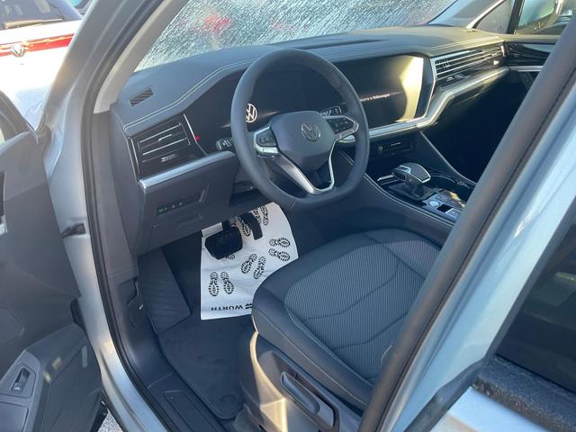 Volkswagen Touareg - 3.0 TDI 170 kW 4Motion V6 TDI, AHK, Navi, Kamera, ACC