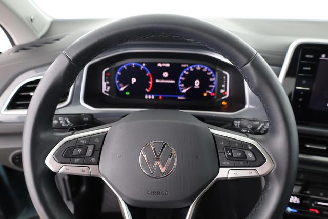 Volkswagen T-Roc Style 1.5 TSI DSG, IQ.Light, Navi, Pano, Kamera, Parklenk, Winter 