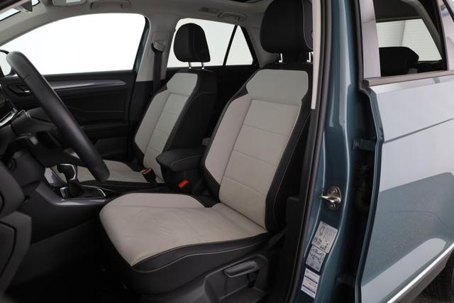 Volkswagen T-Roc Style 1.5 TSI DSG, IQ.Light, Navi, Pano, Kamera, Parklenk, Winter 