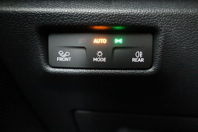 Volkswagen Tiguan 2.0 TSI 195 kW 4Motion R-Line DSG 4M R-LINE, AHK, AreaView, 20-Zoll, Navi 
