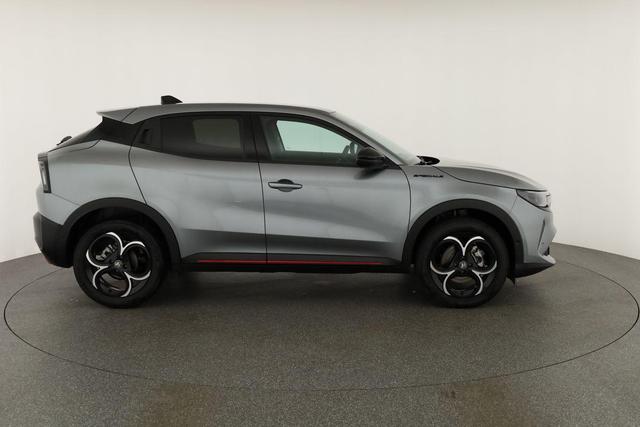 Alfa Romeo Junior Ibrida 1.2 VGT 48V-Hybrid (100kW) Speciale Speciale, 18-Zoll, Kamera, el. Klappe, Sitzheizung 