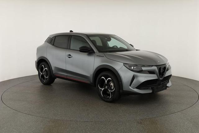 Alfa Romeo Junior Ibrida 1.2 VGT 48V-Hybrid (100kW) Speciale Speciale, 18-Zoll, Kamera, el. Klappe, Sitzheizung 