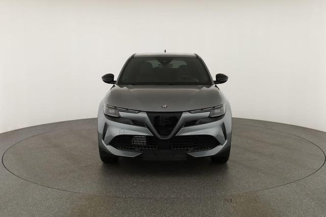 Alfa Romeo Junior Ibrida 1.2 VGT 48V-Hybrid (100kW) Speciale Speciale, 18-Zoll, Kamera, el. Klappe, Sitzheizung 