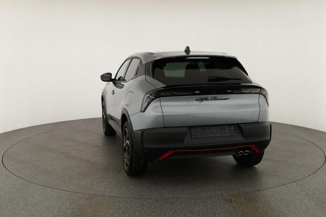 Alfa Romeo Junior Ibrida 1.2 VGT 48V-Hybrid (100kW) Speciale Speciale, 18-Zoll, Kamera, el. Klappe, Sitzheizung 