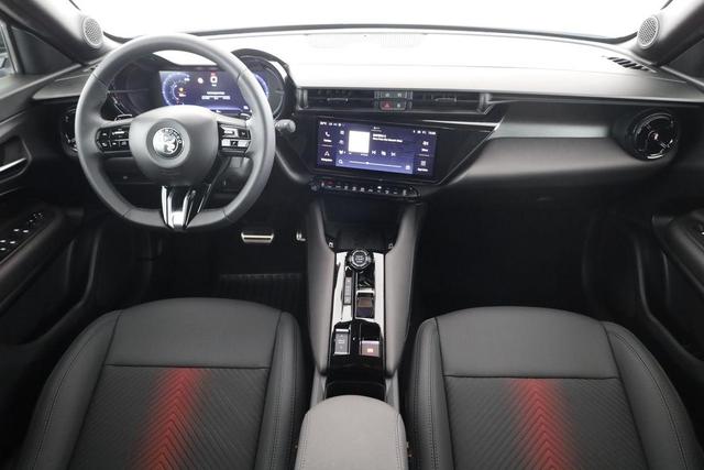 Alfa Romeo Junior Ibrida 1.2 VGT 48V-Hybrid (100kW) Speciale Speciale, 18-Zoll, Kamera, el. Klappe, Sitzheizung 
