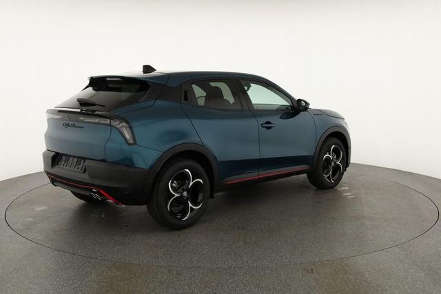 Alfa Romeo Junior Ibrida 1.2 VGT 48V-Hybrid (100kW) Speciale Speciale, 18-Zoll, Kamera, el. Klappe, Sitzheizung 