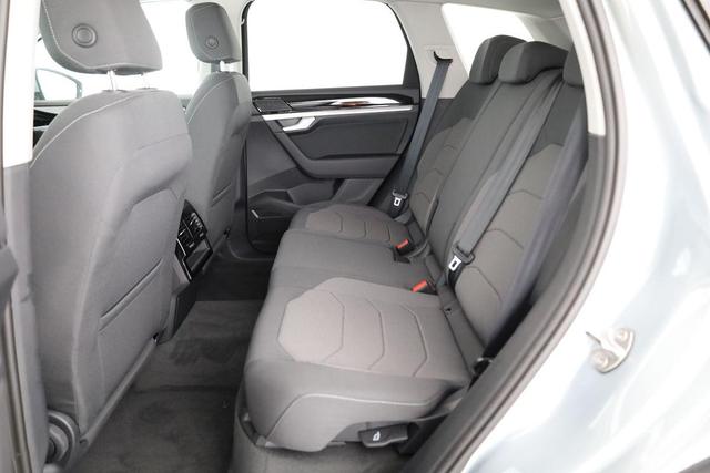 Volkswagen Touareg 3.0 TDI 170 kW 4Motion V6 TDI, AHK, Navi, Kamera, ACC 